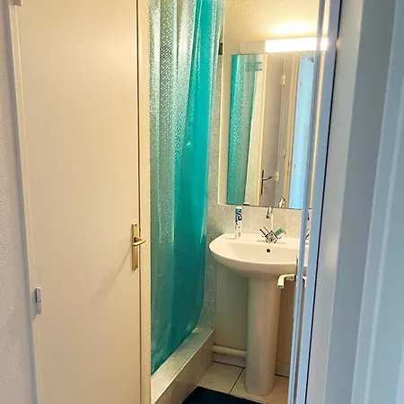 Joli 2 Pieces Climatise Dans Avec Piscine Apartment Cavalaire-sur-Mer